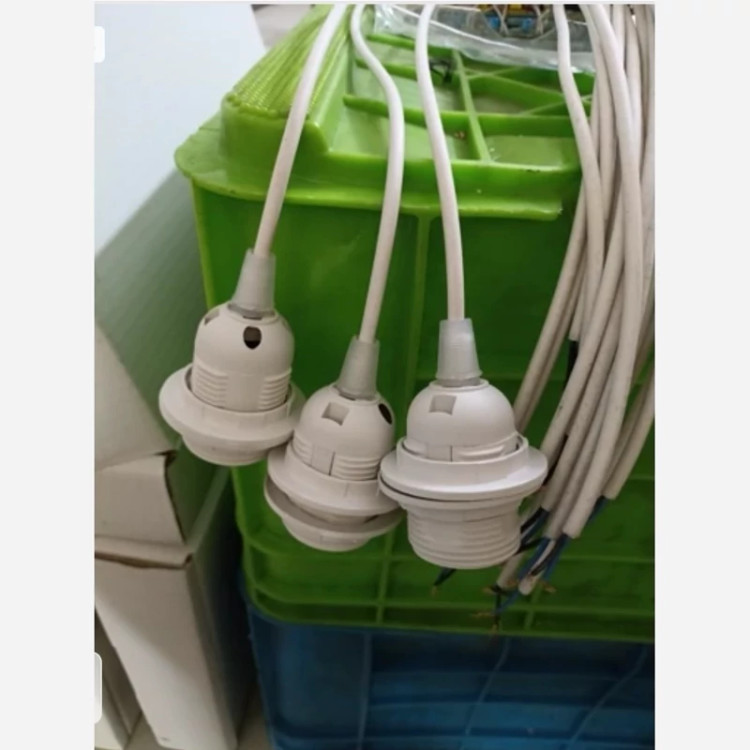سیم و سرپیچ آویز لوستر