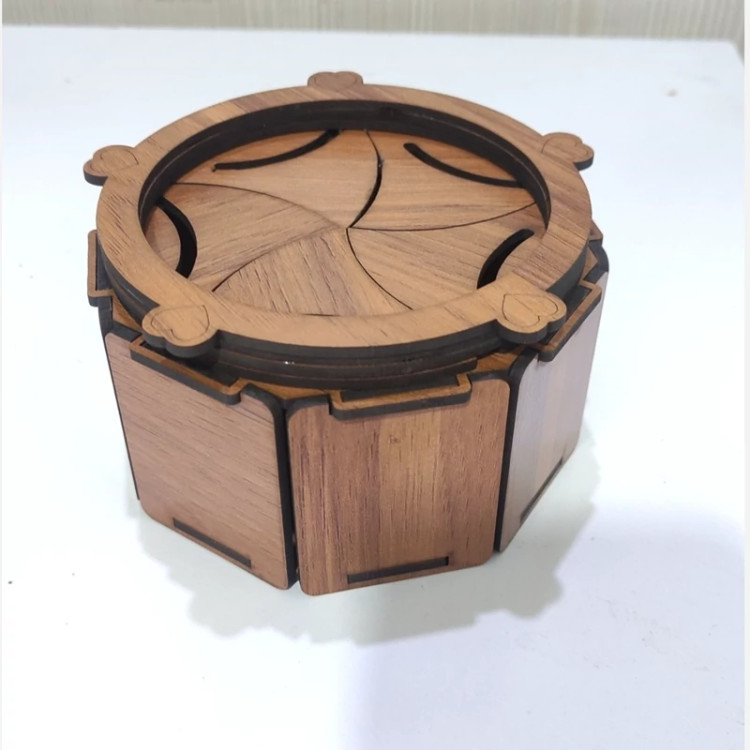 جعبه چوبی