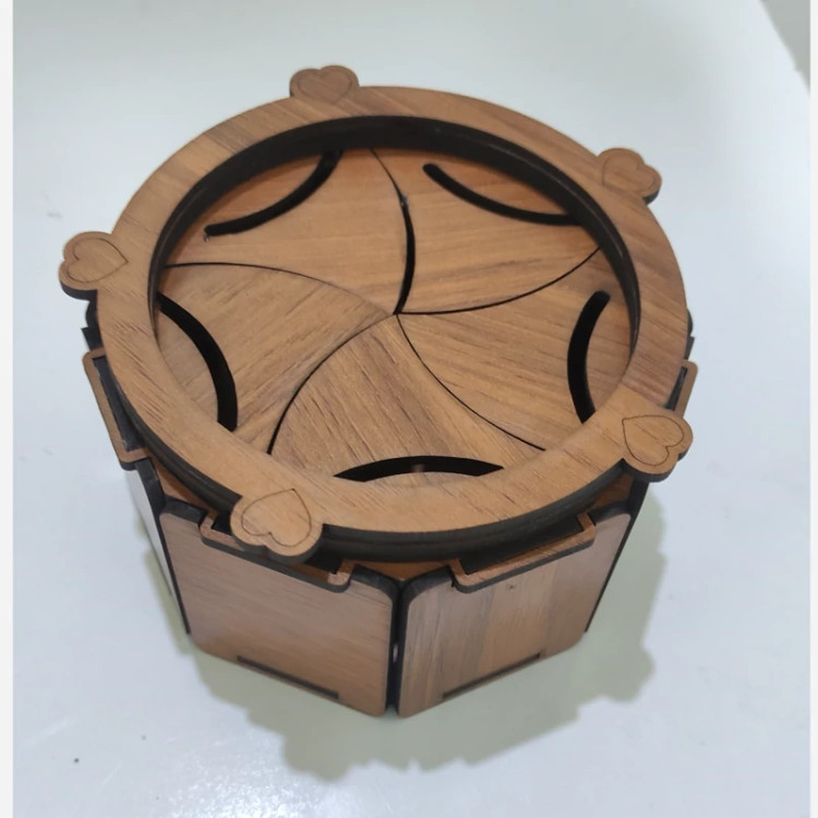 جعبه چوبی