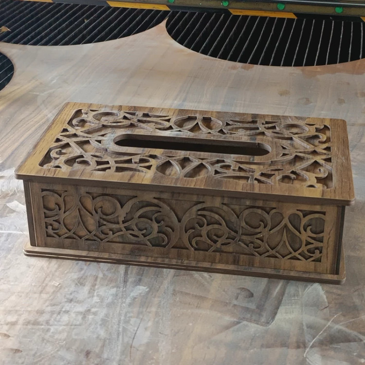 جعبه جادستمال چوبی مشبک جعبه دستمال چوبی مشبک پس کرایه