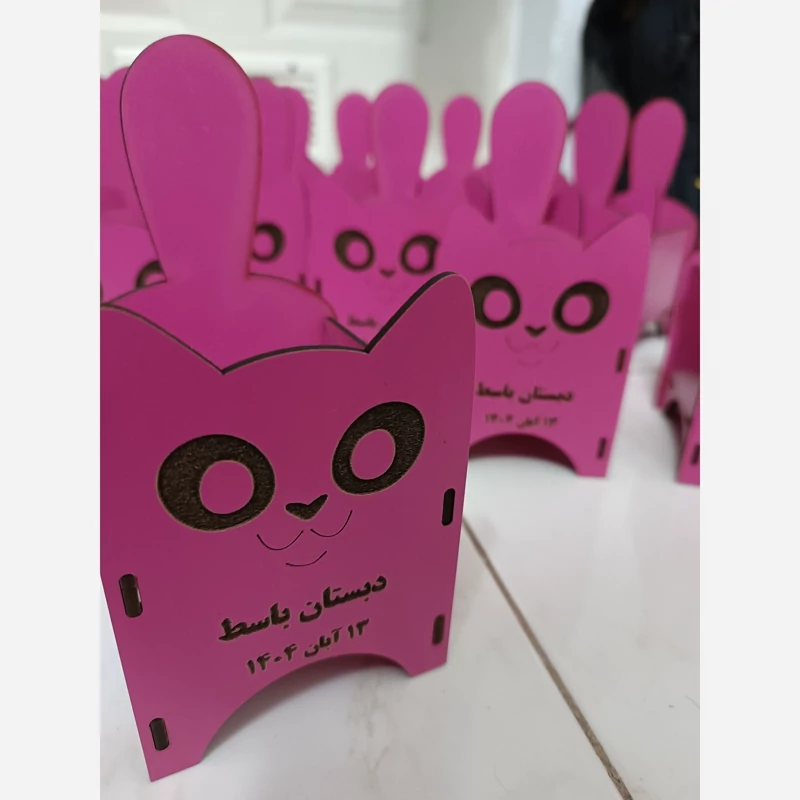 جامدادی چوبی رومیزی گربه دانش آموزی پس کرایه
