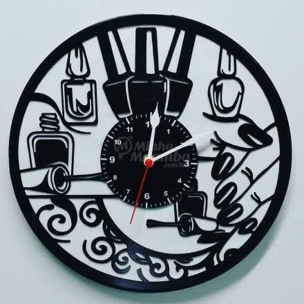 ساعت دیواری سالن ناخن چوبی کد 52 پس کرایه