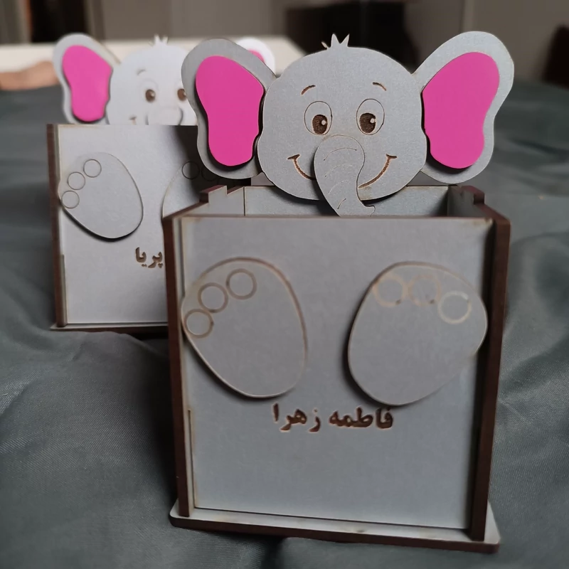 جامدادی چوبی رومیزی فیل دانش آموزی دخترانه و پسرانه پس کرایه