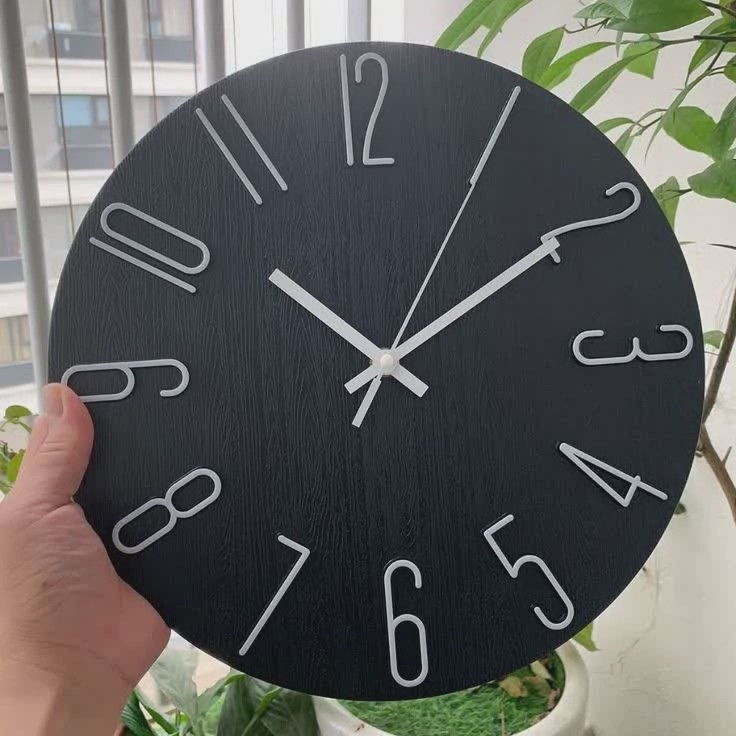 ساعت دیواری چوبی ساده مشکی مولتی نقره ای کد 98 پس کرایه